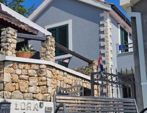 Villa Lora