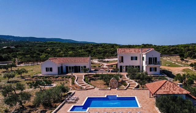 Villa Luisa Pucisca
