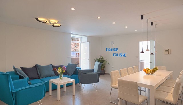 Villa Majestic with private heated pool and rooftop terrace