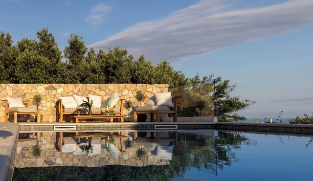 Villa Mar with beautiful views is a place of pure serenity and relaxation.