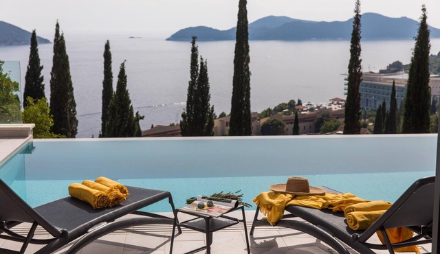 Villa Maris modern villa with Stunning Sea views near Dubrovnik in Orasac
