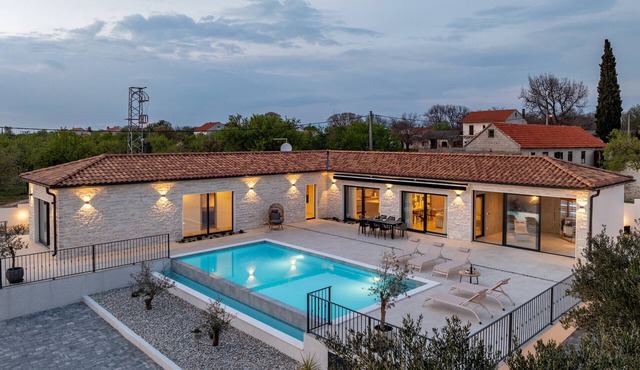 Villa Mille with sauna and pool