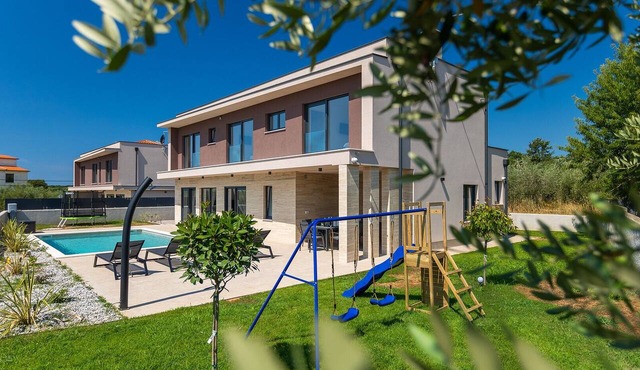 Villa Moon - SeaView&Hydromassage by Villas Guide in Peruški