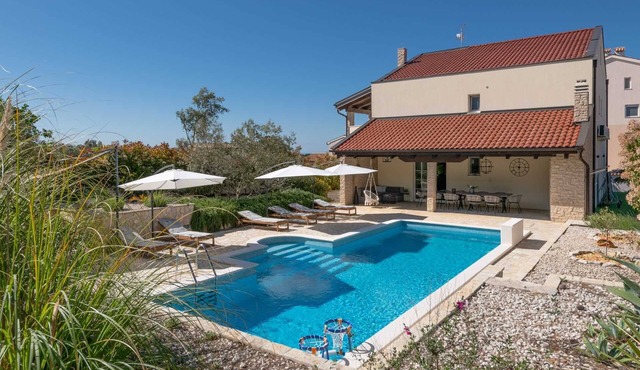 Villa My Valentine with Pool