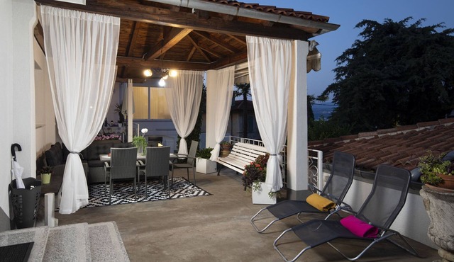 Villa Nika Apartment 3 - 400 m from the sea