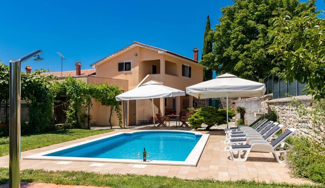 Villa San Giacomo by Interhome in Poreč/Kaštelir