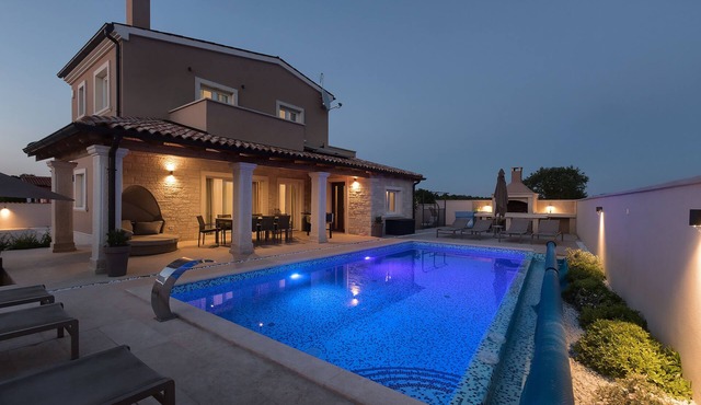 Villa Tea