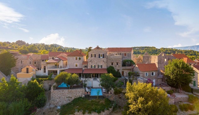 Villa Timara - One Bedroom Villa, Sleeps 4