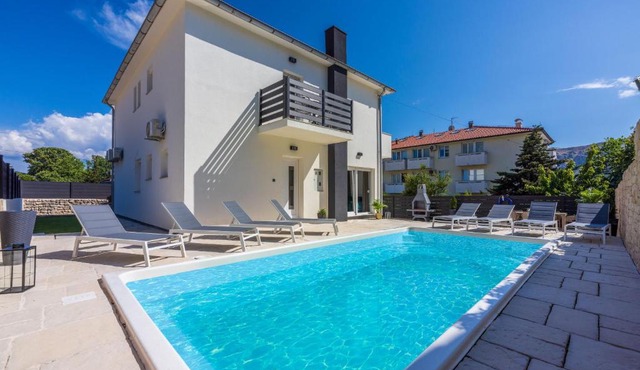 Villa Velvet
