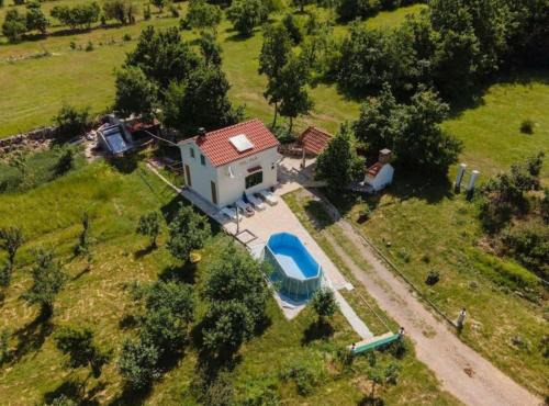 Village Holiday House Ivan Kozina in Trilj