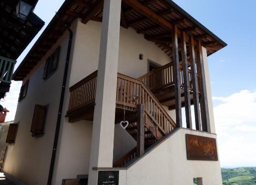 Vinoteka Brda in Šmartno