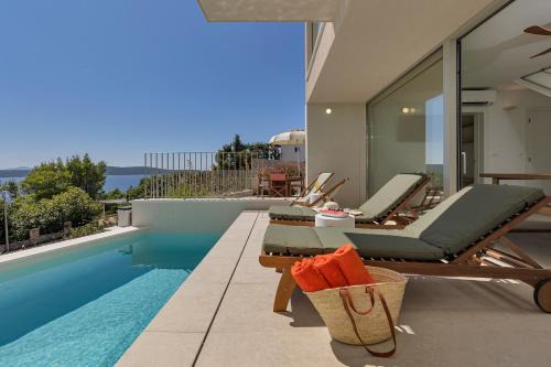 Vista Divina - Semi Detached Vacation Homes by Irundo in Zavala