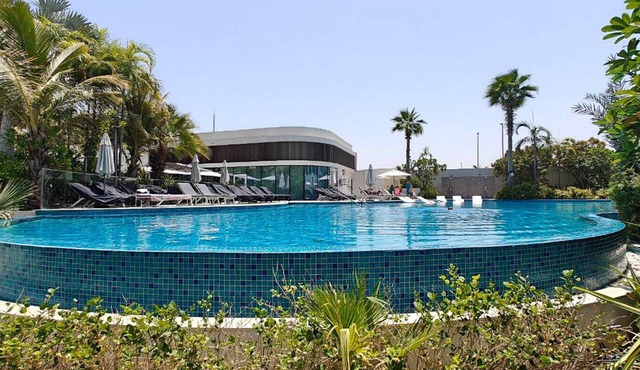Vogue, JLT Banyan Tree Residences Hillside near Marina and JBR in Dubai