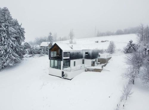 Vrh house