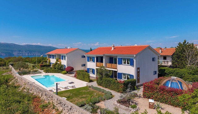 Wabi Sabi Apt3 Pool & Sea View, Brzac, Croatia