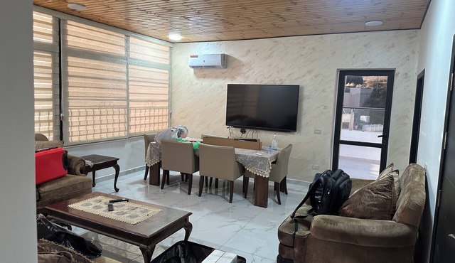 Welcoming to New 3-bedroom Roof with new AC in charming Amman. in Amman
