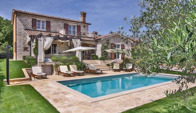 Wellness villa for 6 persons near Poreč in Kaštelir-Labinci