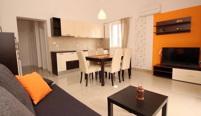 Wohnung in Baška mit Eigenem Balkon by Interhome