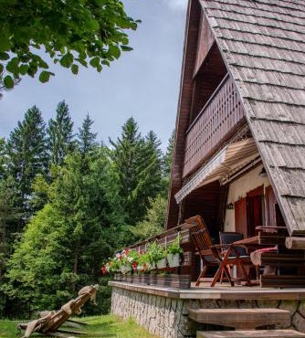 Wooden Cottage in Jesenice
