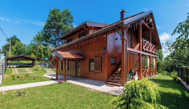 Wooden wellness home with sauna in the heart of Gorski Kotar
