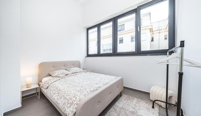 Zagreb 186 - 2 Bedrooms - Parking - New - Apartment - Flexible Keybox Entry - Modern - Monthly Rent - WiFi