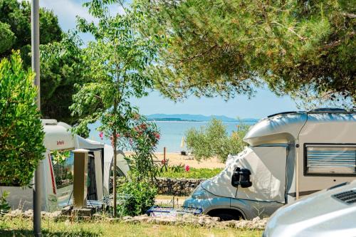 Zaton Holiday Resort Camping Pitches
