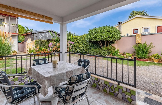 1 bedroom beach front apartment in Premantura