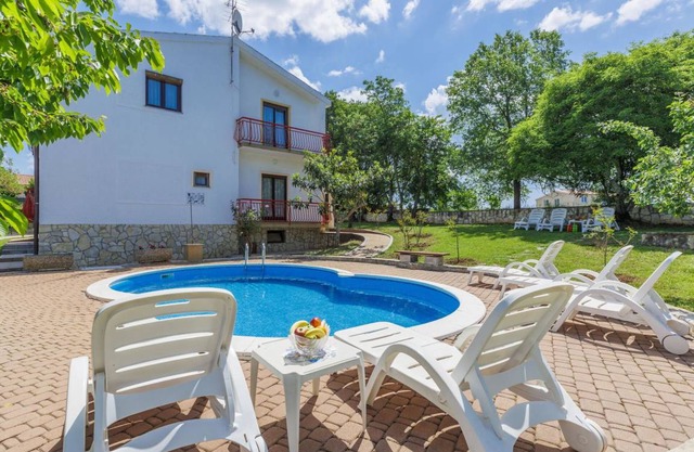 100 m² Apartment ∙ 3 bedrooms ∙ 6 guests in Jehnići