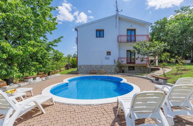 100 m² Apartment ∙ 3 bedrooms ∙ 6 guests in Jehnići