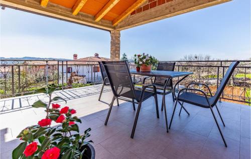 2 Bedroom Awesome Apartment In Labin