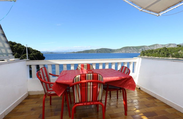 29 m² Apartment ∙ 1 bedroom ∙ 4 guests in Račišće
