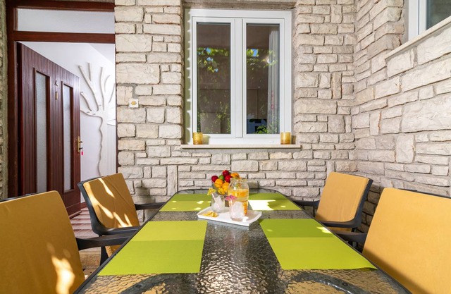 56 m² Apartment ∙ 2 bedrooms ∙ 4 guests