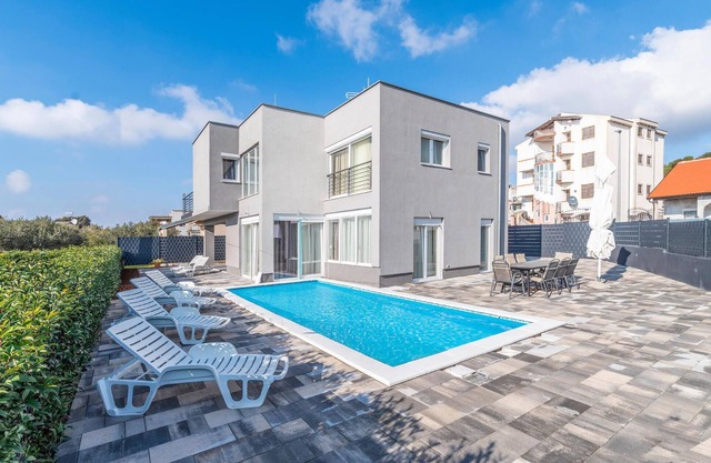 Amazing home in Bibinje in Bibinje