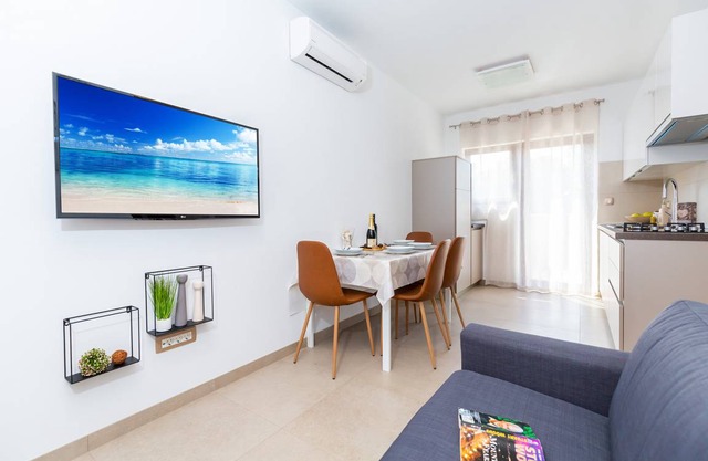 Apartment for 4 persons approx. 45 m² in Poreč, Istria (Istrian Riviera) in Mugeba