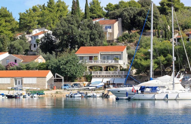 Beach Lumbarda Korčula 