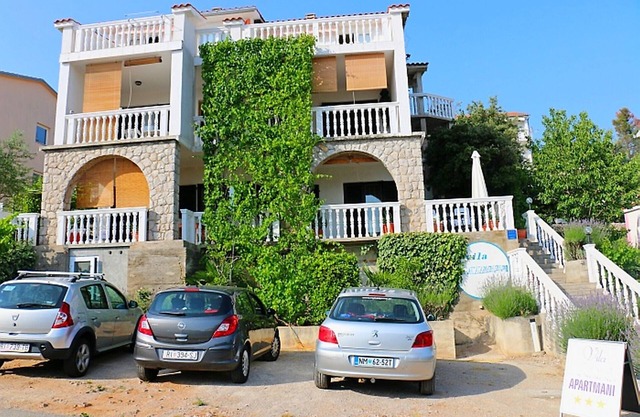Apartments Slavica Omišalj 