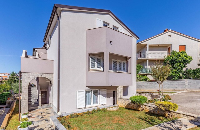 Beautiful apartment in Medulin with WiFi