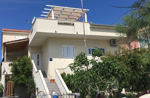 Ferienwohnung Vinišće Für Personen 