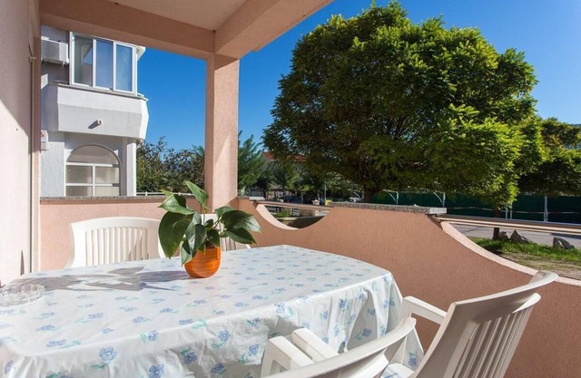 Holiday flat "Mrakovcic2" with terrace in Baška