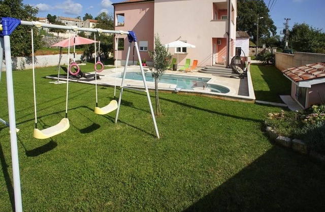holiday home, Orihi in Landesinnere Istrien - 12 persons, 5 bedrooms in Barban