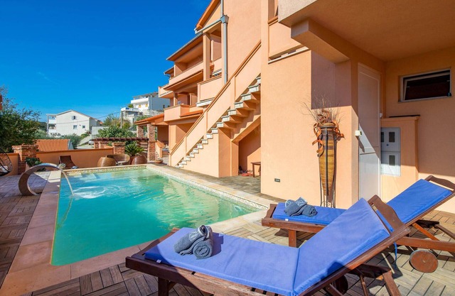 Nice apartment in Kampor
