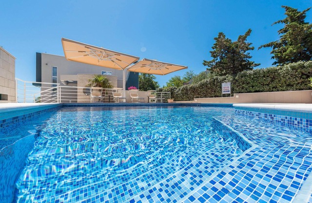 Nice home in Novalja with WiFi