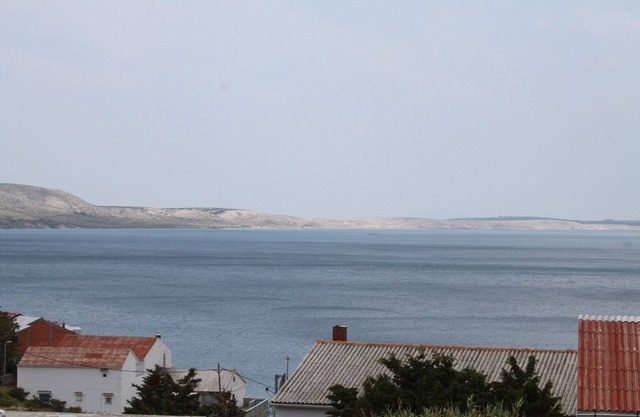 One bedroom apartment with terrace and sea view Metajna, Pag (A-6426-b) in Zubovići