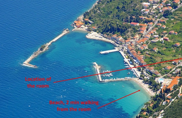 R14 - spacious room in hotel, 2 min to the beach in Trpanj