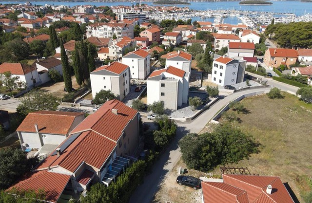 Adelheid Biograd 