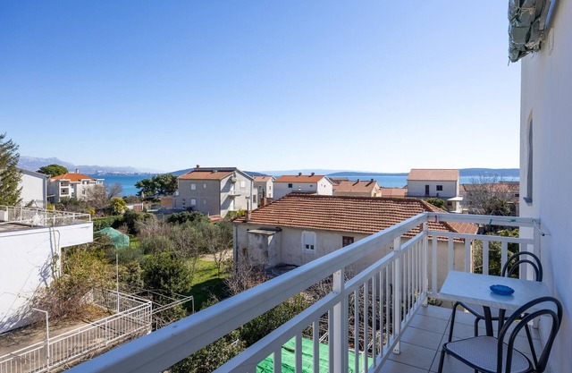 Stunning apartment in Kastel Stafilic