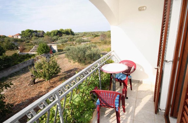 Twin Room Gornje selo 5170b in Grohote