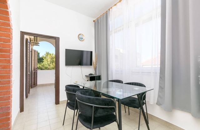 Terrace Sea Voda Makarska 