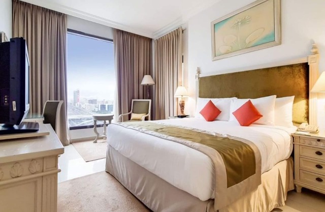 Two Bedroom Apartment Near Internet City Metro 13 in دبي