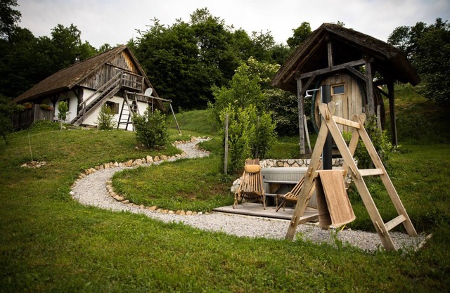 Vineyard Cottage 